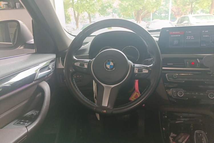 Used BMW X1 2020 sDrive20Li Premium Edition Steering Wheel