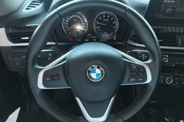 Used BMW X1 2020 sDrive25Li Leading Model Steering Wheel