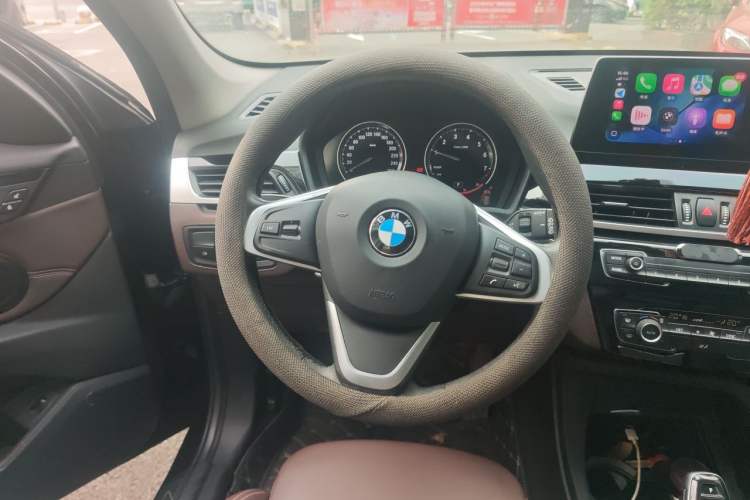 Used BMW X1 2020 sDrive25Li Leading Model Steering Wheel