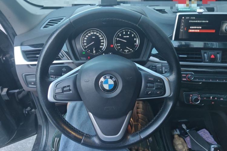 Used BMW X1 2020 sDrive20Li Fashion Model Steering Wheel