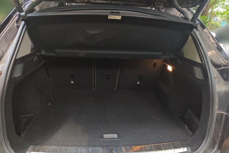 Used BMW X1 2020 xDrive25Li Luxury Edition Trunk