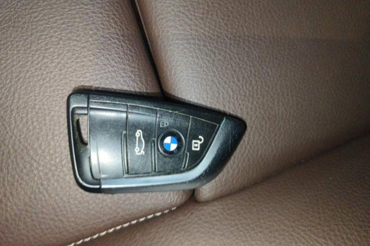 Used BMW X1 2020 sDrive20Li Premium Edition Vehicle Key