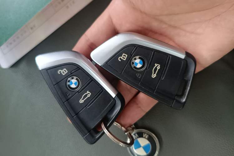 Used BMW X1 2020 sDrive20Li Premium Edition Vehicle Key