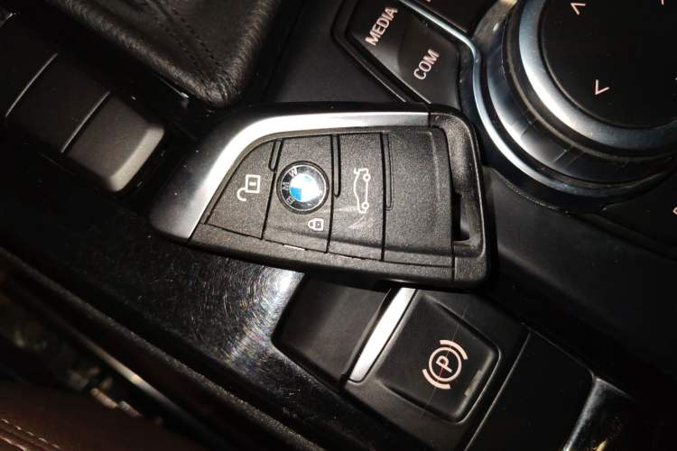 Used BMW X1 2020 sDrive20Li Premium Edition Vehicle Key