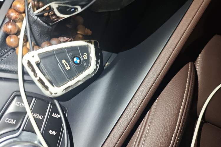 Used BMW X1 2020 sDrive25Li Leading Model Vehicle Key