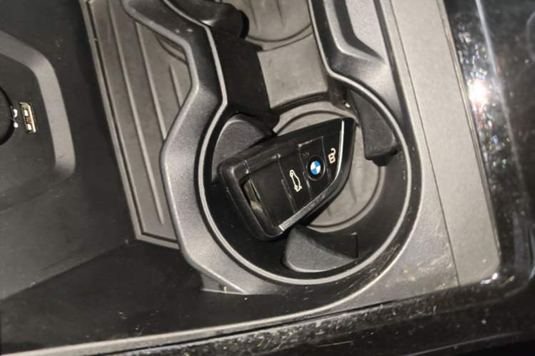 Used BMW X1 2020 xDrive25Li Luxury Edition Vehicle Key