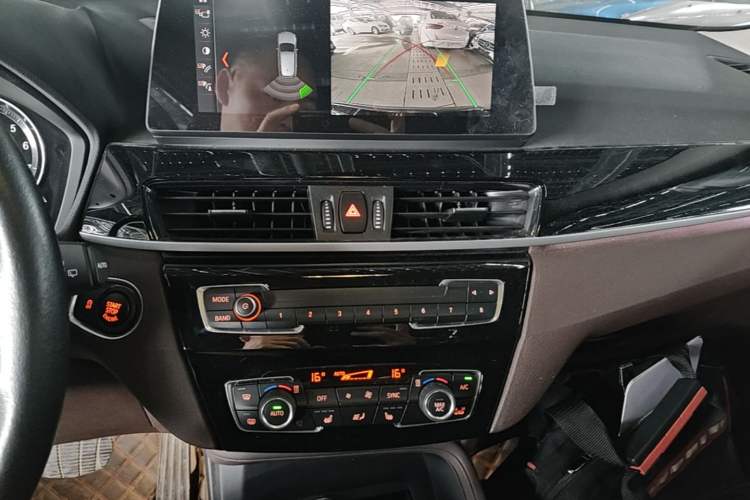 Used BMW X1 2020 sDrive25Li Leading Model Audio And AC Panel