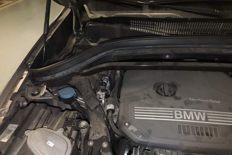 Used BMW X1 2020 sDrive20Li Fashion Model Engine Bay Right