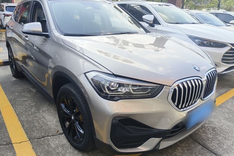 Used BMW X1 2020 sDrive20Li Fashion Model Front Right 45 Deg
