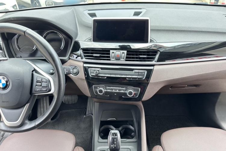 Used BMW X1 2020 sDrive20Li Fashion Model Interior 11