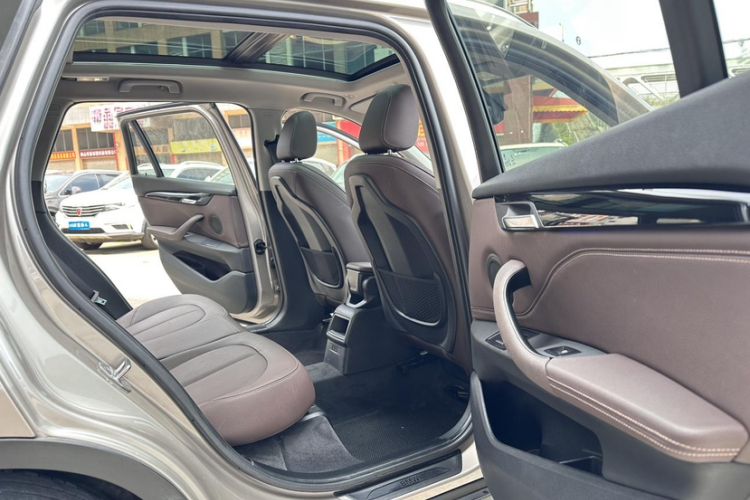 Used BMW X1 2020 sDrive20Li Fashion Model Interior 8