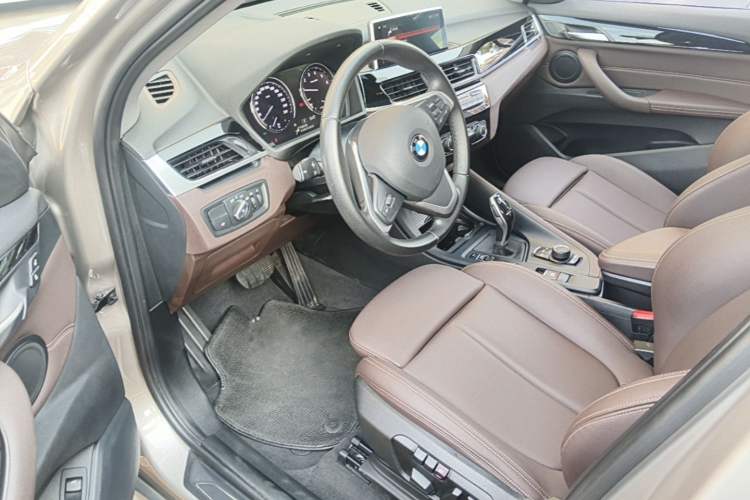 Used BMW X1 2020 sDrive20Li Fashion Model Left Front Seat