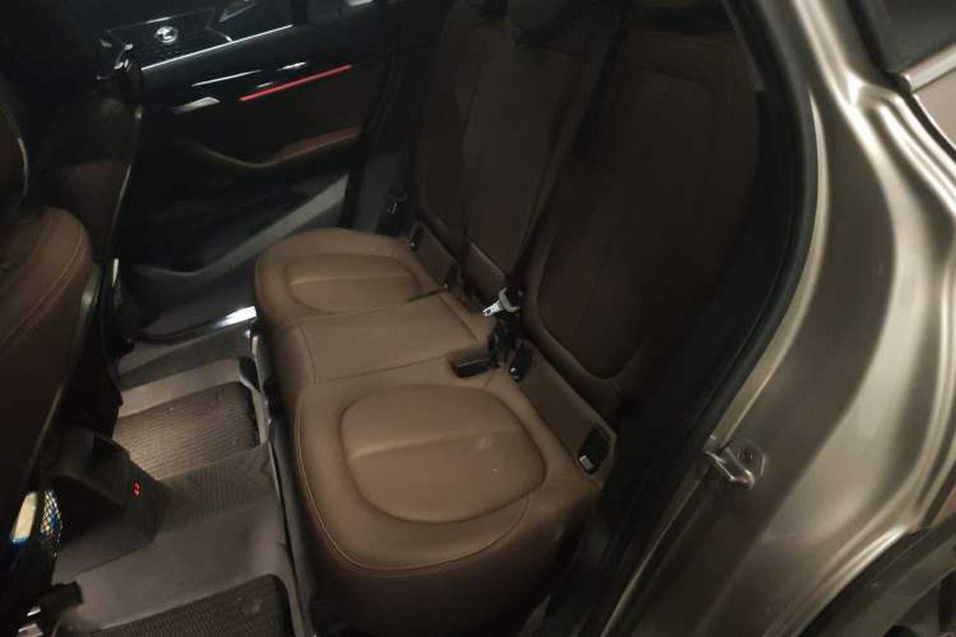 Used BMW X1 2020 sDrive20Li Fashion Model Left Rear Seat