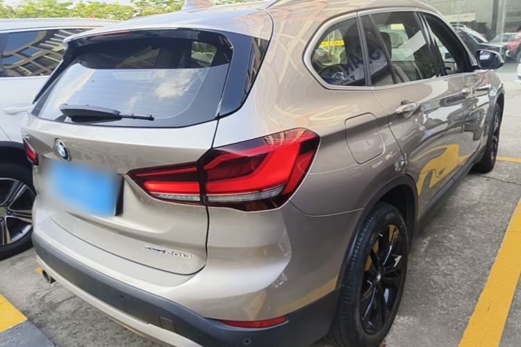Used BMW X1 2020 sDrive20Li Fashion Model Rear Right 45 Deg