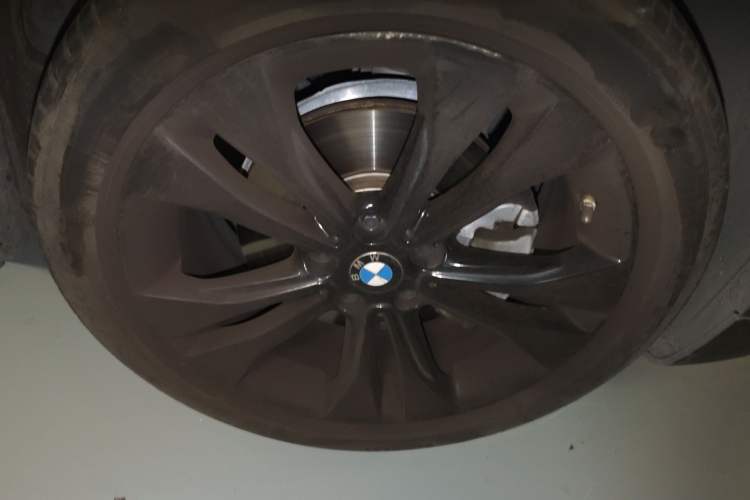 Used BMW X1 2020 sDrive20Li Fashion Model Right Front Wheel Hub