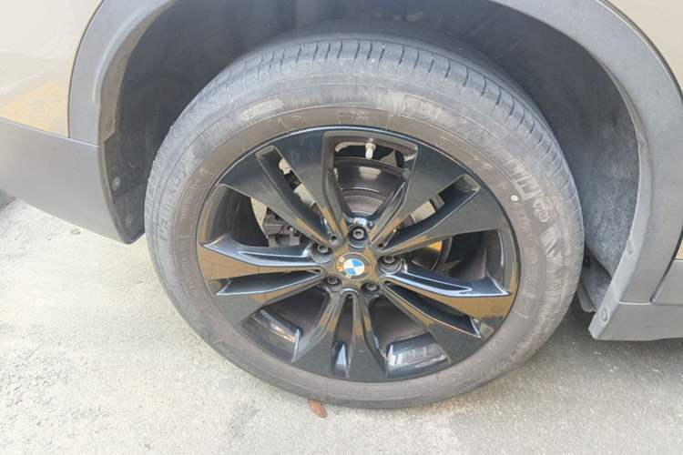Used BMW X1 2020 sDrive20Li Fashion Model Right Rear Wheel Hub