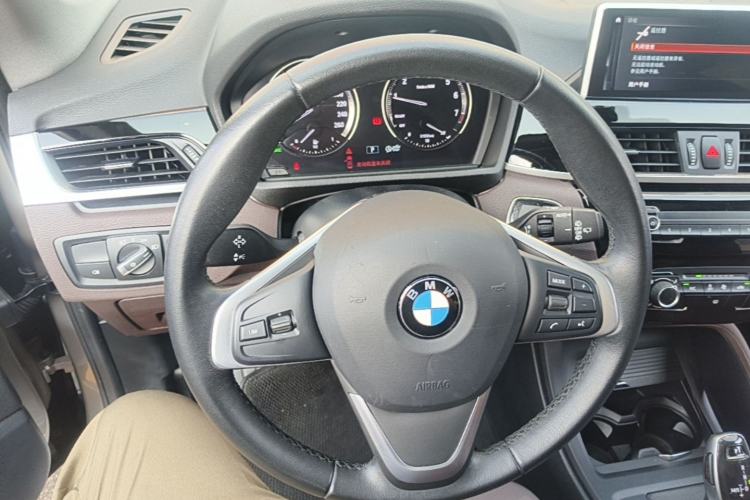 Used BMW X1 2020 sDrive20Li Fashion Model Steering Wheel