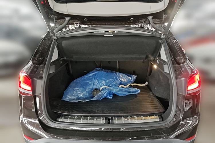 Used BMW X1 2020 sDrive25Li Leading Model Trunk