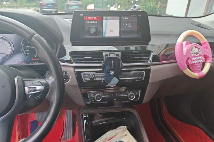 Used BMW X1 2020 sDrive20Li Premium Edition Audio And AC Panel