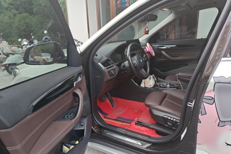 Used BMW X1 2020 sDrive20Li Premium Edition Driver Seat