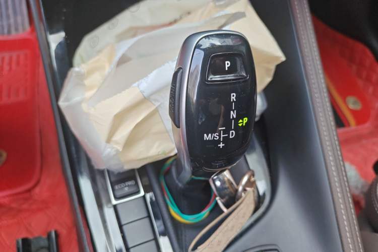 Used BMW X1 2020 sDrive20Li Premium Edition Gear Lever