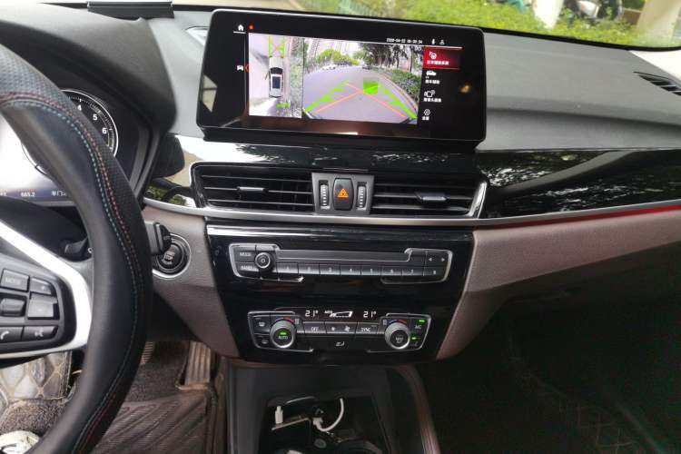 Used BMW X1 2020 sDrive25Li Leading Model Audio And AC Panel