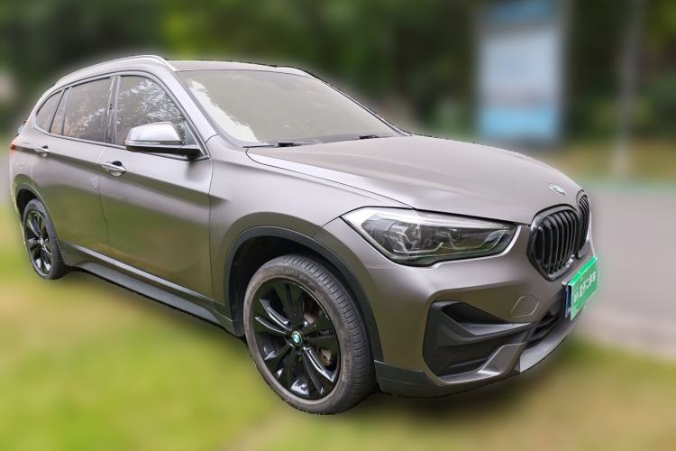 Used BMW X1 2020 sDrive20Li Fashion Model Front Right 45 Deg
