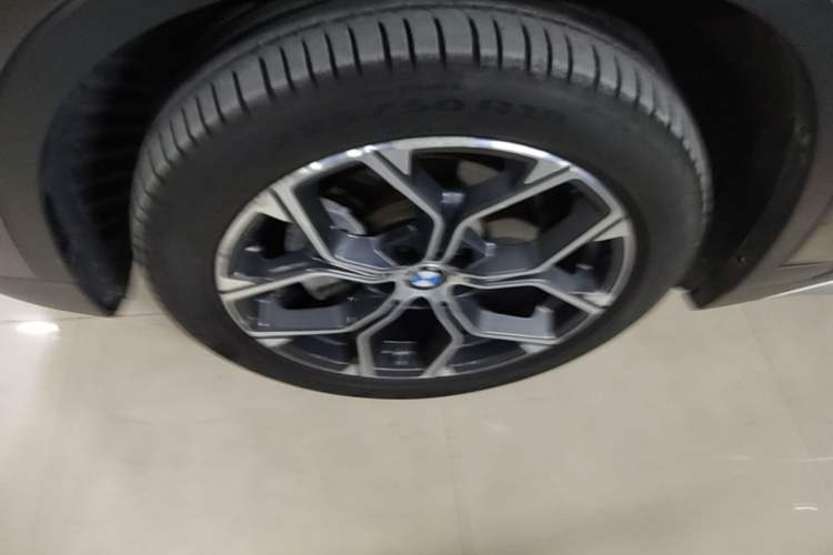Used BMW X1 2020 sDrive20Li Premium Edition Left Front Wheel Hub