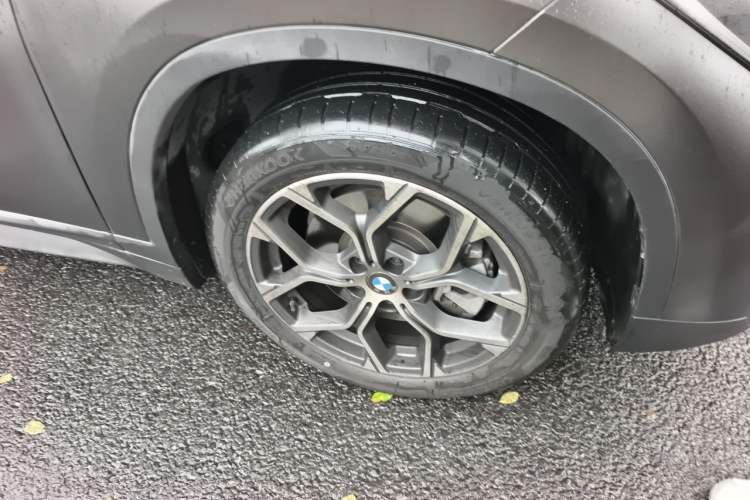 Used BMW X1 2020 sDrive25Li Leading Model Right Front Wheel Hub