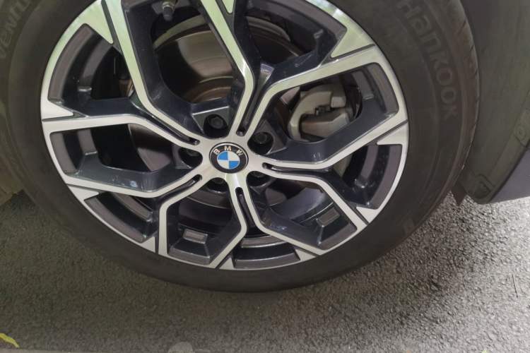 Used BMW X1 2020 sDrive25Li Leading Model Right Front Wheel Hub