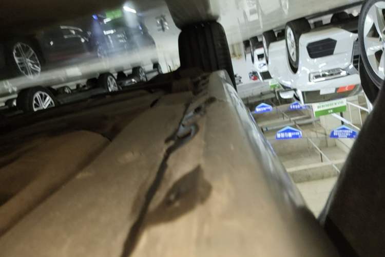 Used BMW X1 2020 sDrive20Li Premium Edition Right Side Sill
