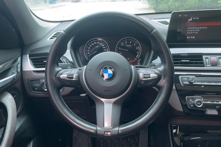 Used BMW X1 2020 sDrive20Li Premium Edition Steering Wheel