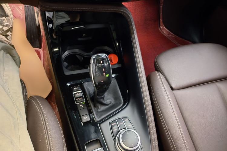 Used BMW X1 2020 xDrive25Li Luxury Edition Gear Lever