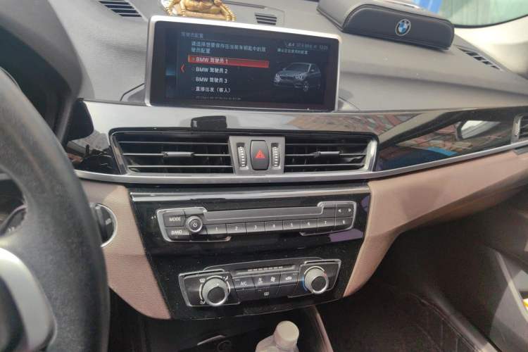Used BMW X1 2020 sDrive20Li Fashion Model Audio And AC Panel