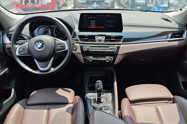 Used BMW X1 2020 sDrive25Li Leading Model Center Console