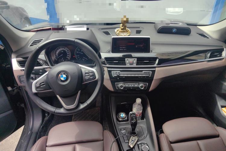 Used BMW X1 2020 sDrive20Li Fashion Model Center Console