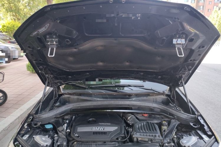 Used BMW X1 2020 sDrive25Li Leading Model Engine Bay