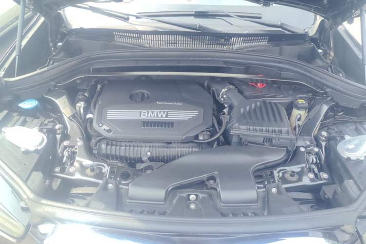 Used BMW X1 2020 sDrive25Li Leading Model Engine Bay