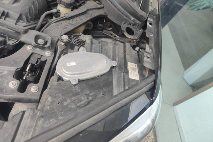 Used BMW X1 2020 sDrive25Li Leading Model Engine Bay Left