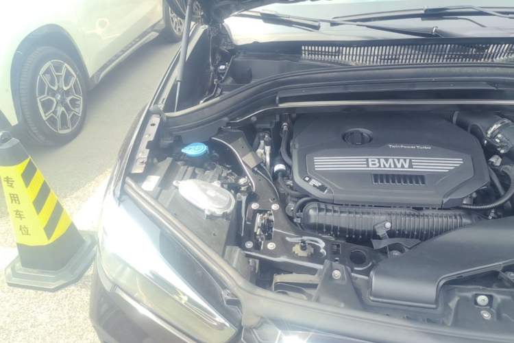 Used BMW X1 2020 sDrive25Li Leading Model Engine Bay Right