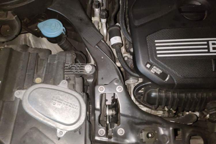 Used BMW X1 2020 sDrive25Li Leading Model Engine Bay Right