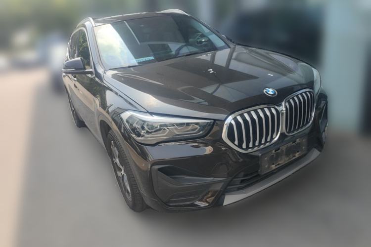 Used BMW X1 2020 sDrive25Li Leading Model Front Right 45 Deg