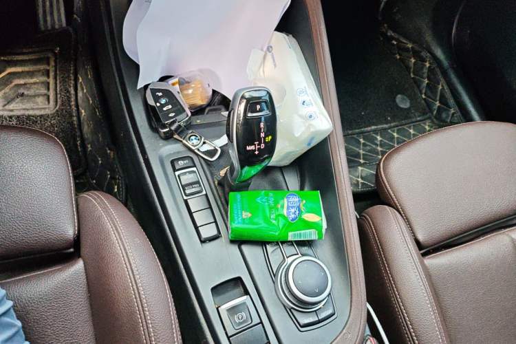 Used BMW X1 2020 sDrive25Li Leading Model Gear Lever