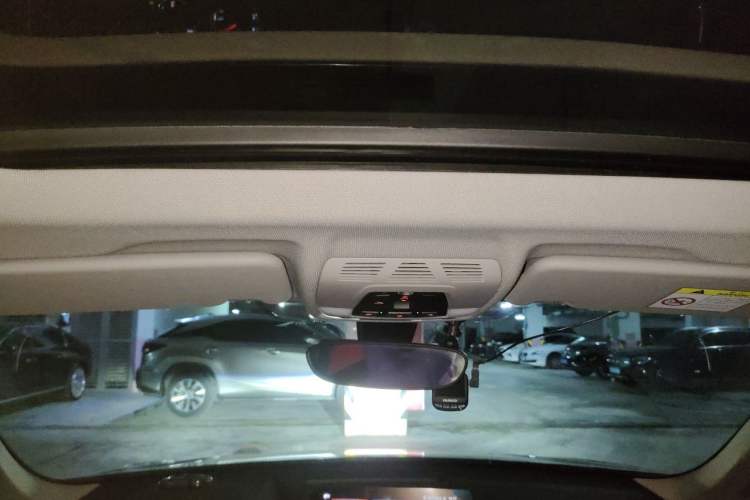 Used BMW X1 2020 sDrive25Li Leading Model Headliner