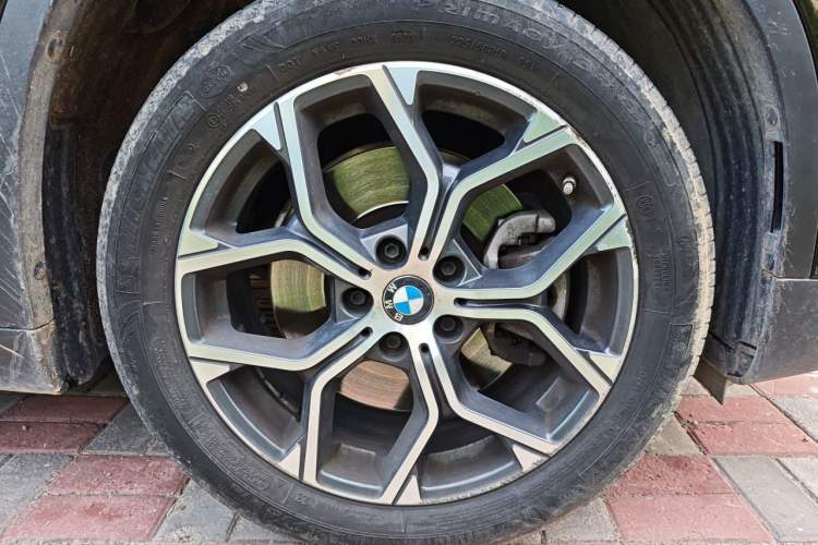 Used BMW X1 2020 sDrive25Li Leading Model Right Front Wheel Hub