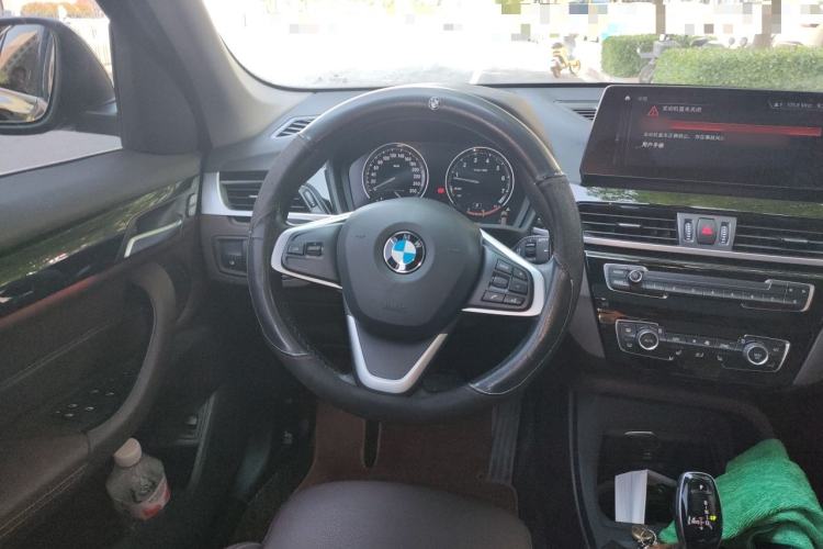 Used BMW X1 2020 sDrive25Li Leading Model Steering Wheel