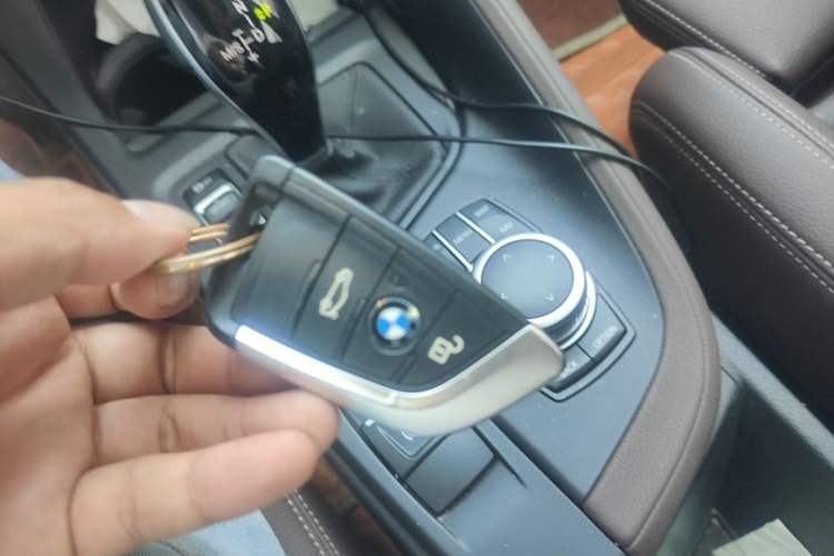 Used BMW X1 2020 sDrive25Li Leading Model Vehicle Key