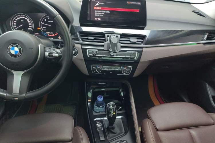Used BMW X1 2020 sDrive20Li Premium Edition Audio And AC Panel