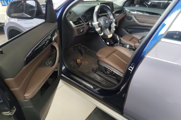 Used BMW X1 2020 sDrive20Li Premium Edition Driver Seat