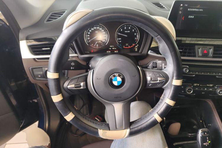 Used BMW X1 2020 sDrive20Li Premium Edition Steering Wheel